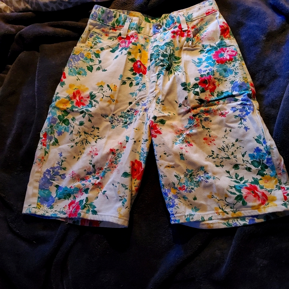 Long shorts by hunt club